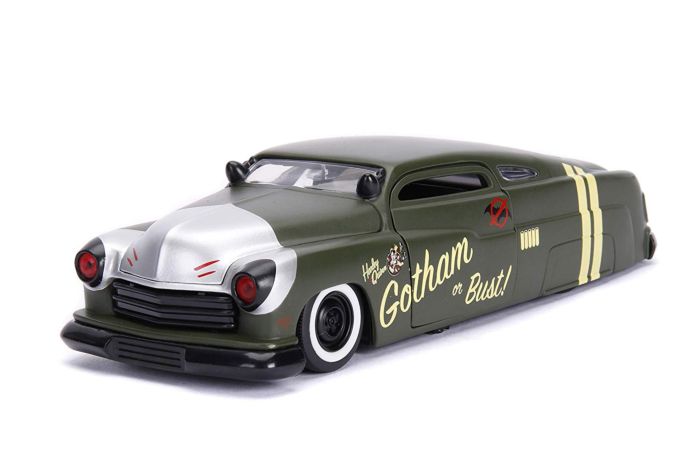 DC Bombshells - 1951 Mercury with Harley Quinn 1/24th Scale Hollywood Rides Die-Cast Vehicle