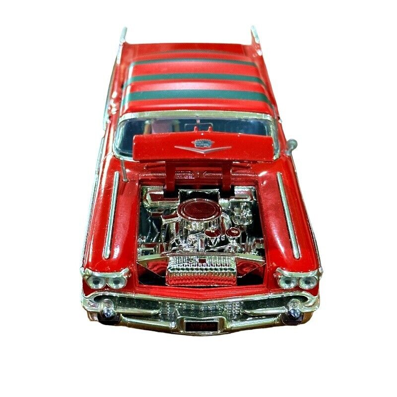 Nightmare on Elm Street - 1958 Cadillac Series 62 1:24 Scale Hollywood Ride DieCast Vehicle with Freddy Figure