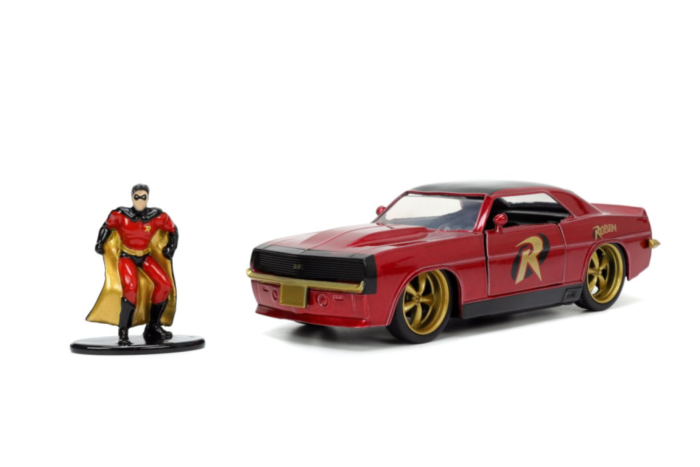 Batman - Robin & 1969 Chevrolet Camaro Hollywood Rides 1/32 Scale Die-Cast Vehicle Replica